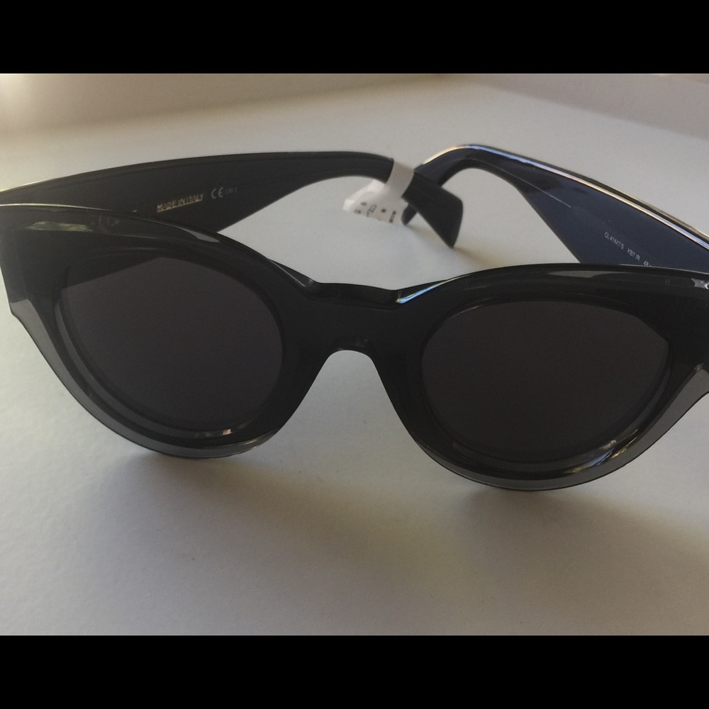 CELINE PETRA CAT EYE SUNGLASSES BLACK/GREY 41447/s